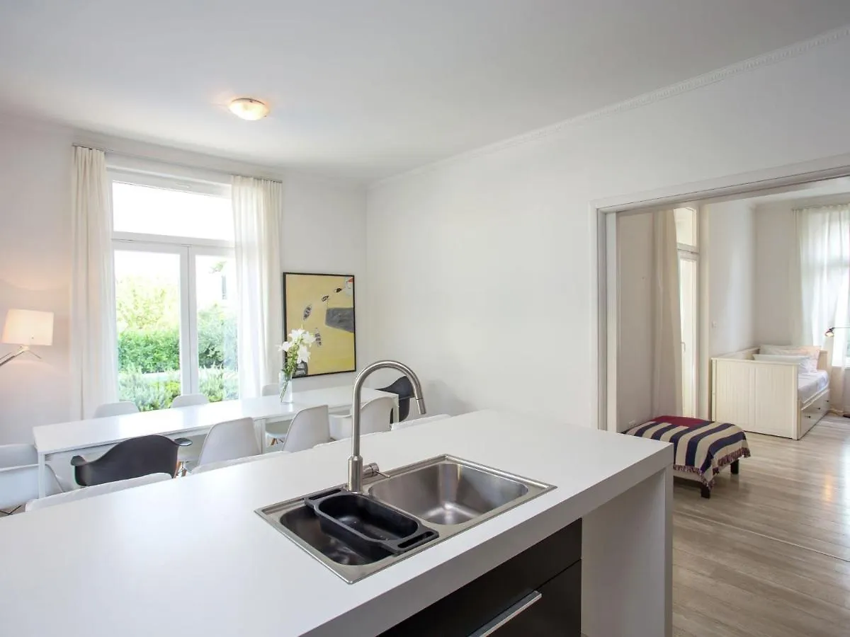 Beautiful Villa 100M From The Sea Kastela